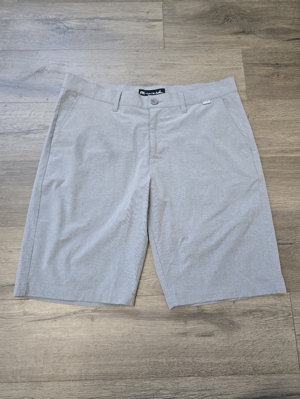 Travis Mathew Men's Beck Shorts in gray Size 34 Sporty Golf Preppy Classic